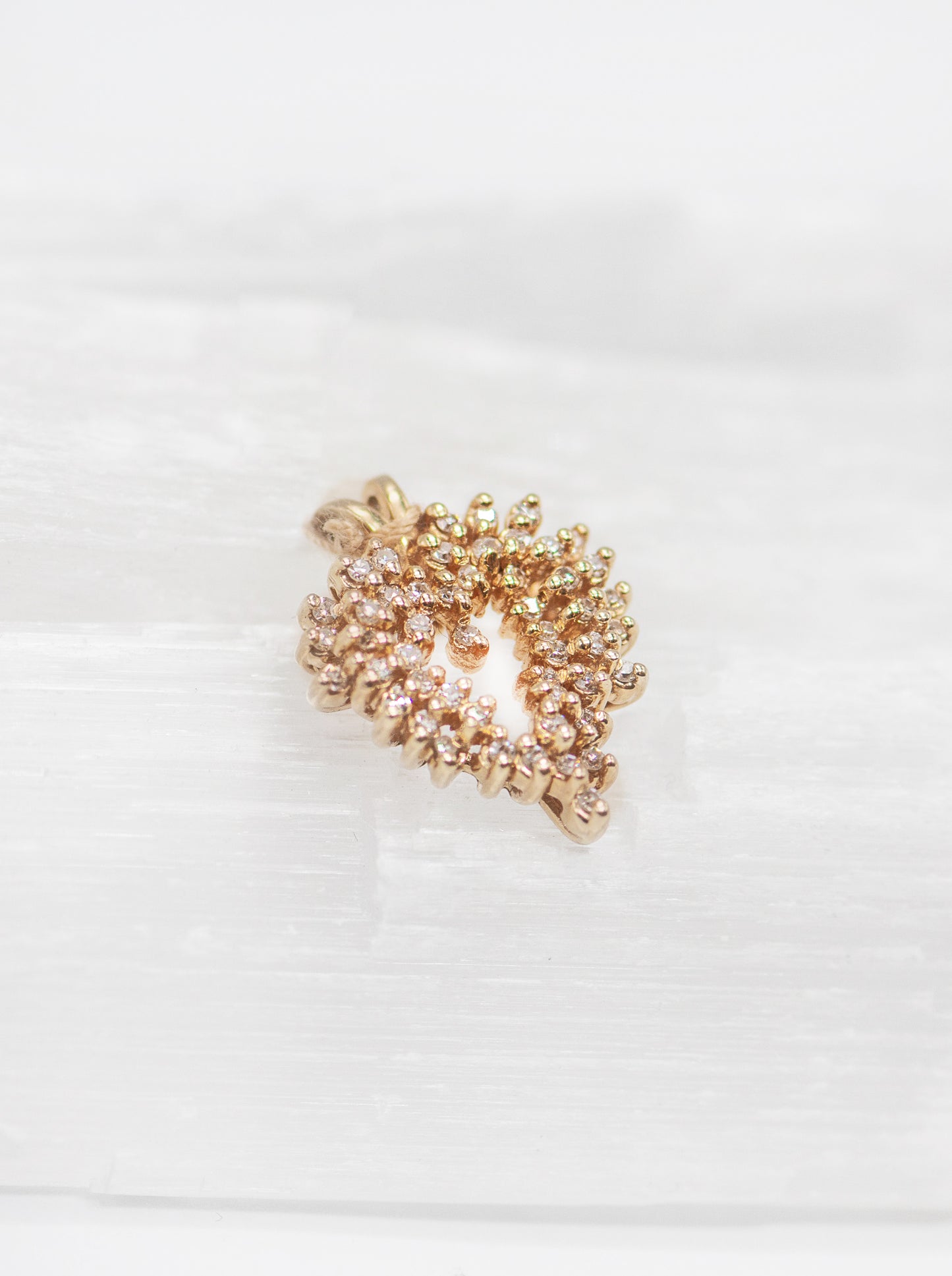 Vintage Diamond Burst Heart pendant 00112