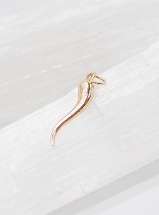 Italian peppercorn horn pendant 00113