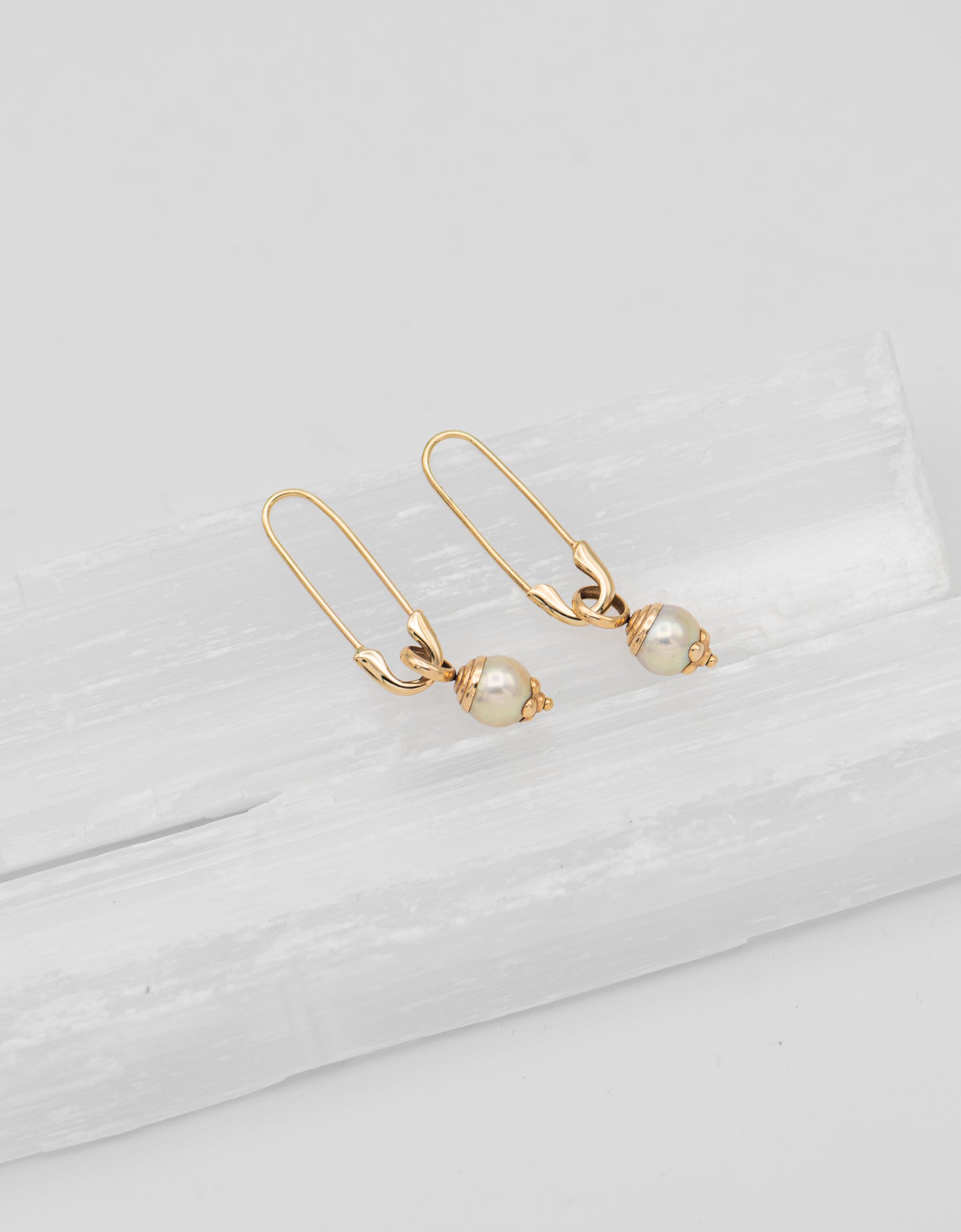 Tonya Pearl Earrings