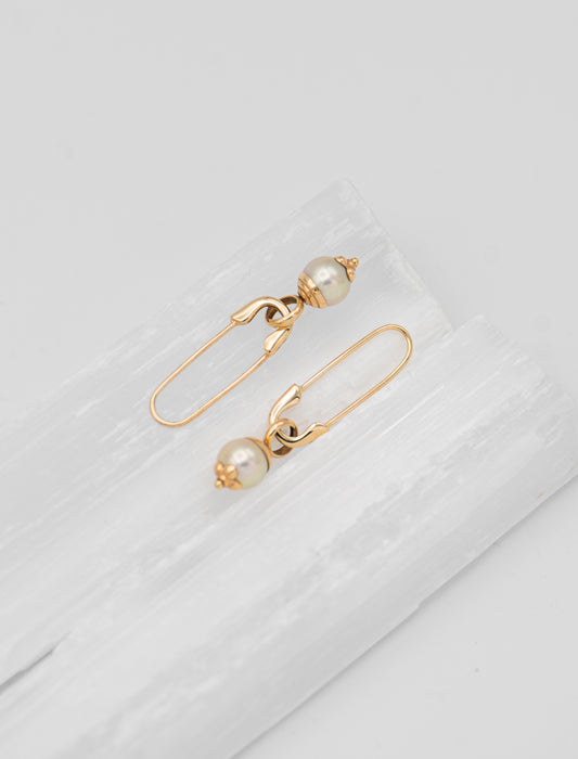 Tonya Pearl Earrings