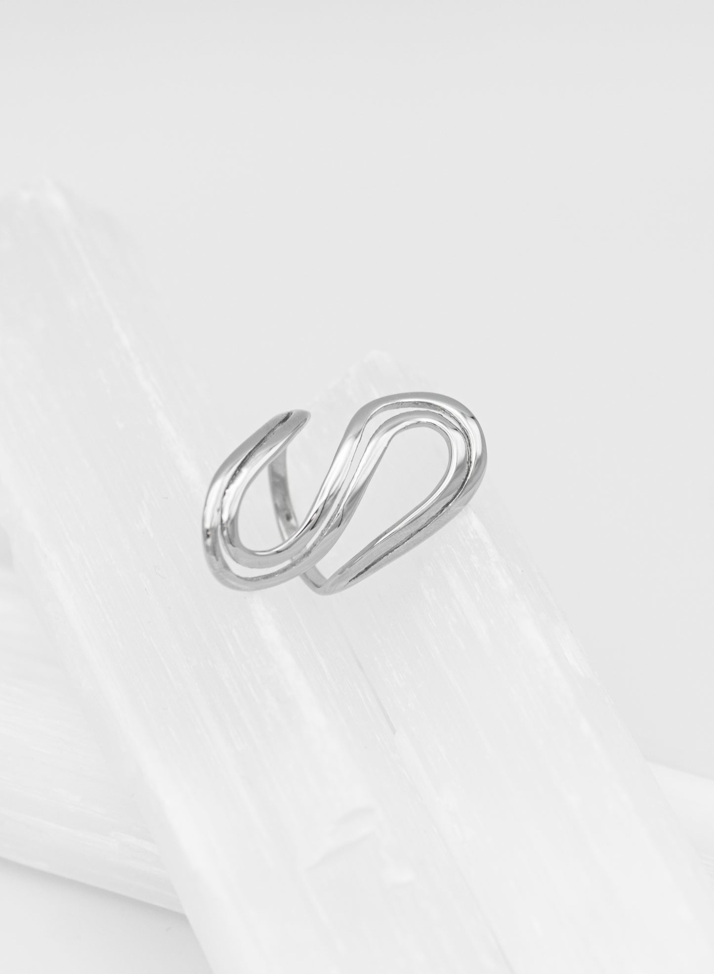 Dio Double Twist Ring