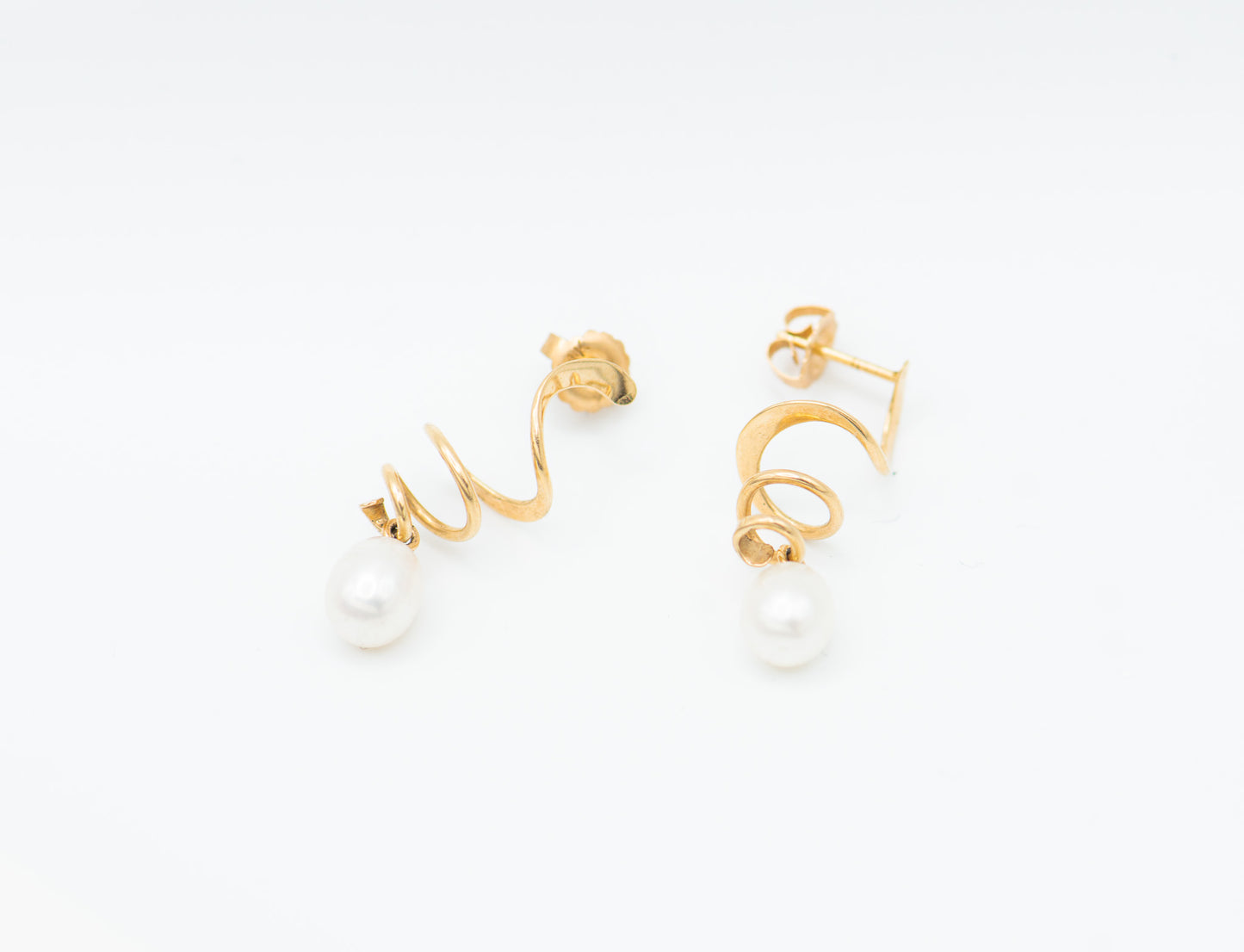 Vintage Spiral Pearl Dangle Earrings