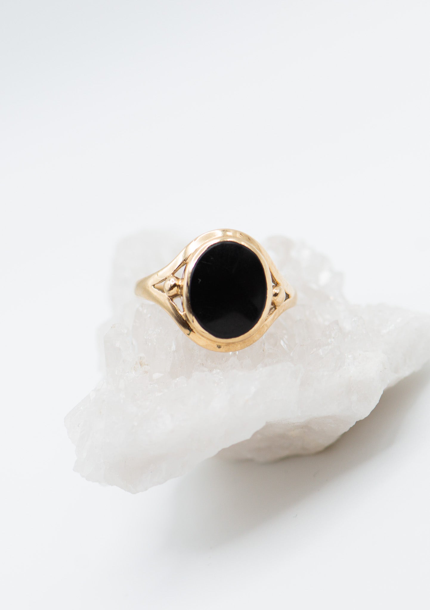 Vintage 1960's Onyx Ring