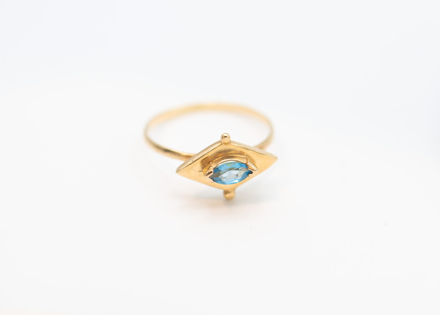 Llight blue marquise stone diamond shape ring