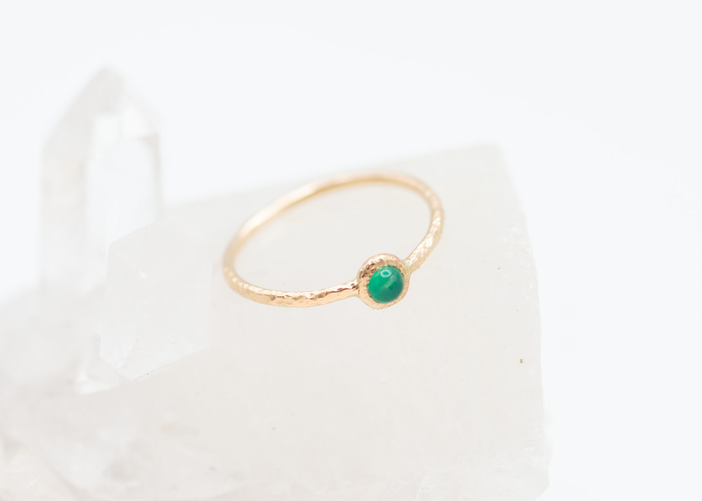 Round Cabochon Green Onyx Ring