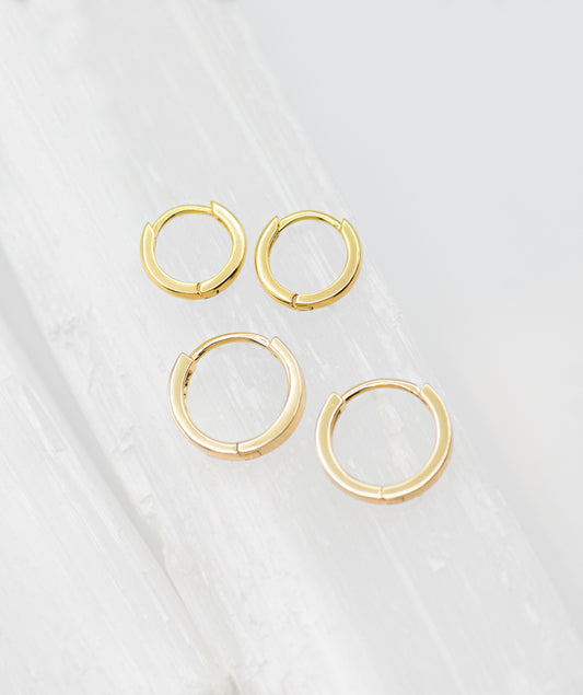 Acadia Classic Huggie Earrings
