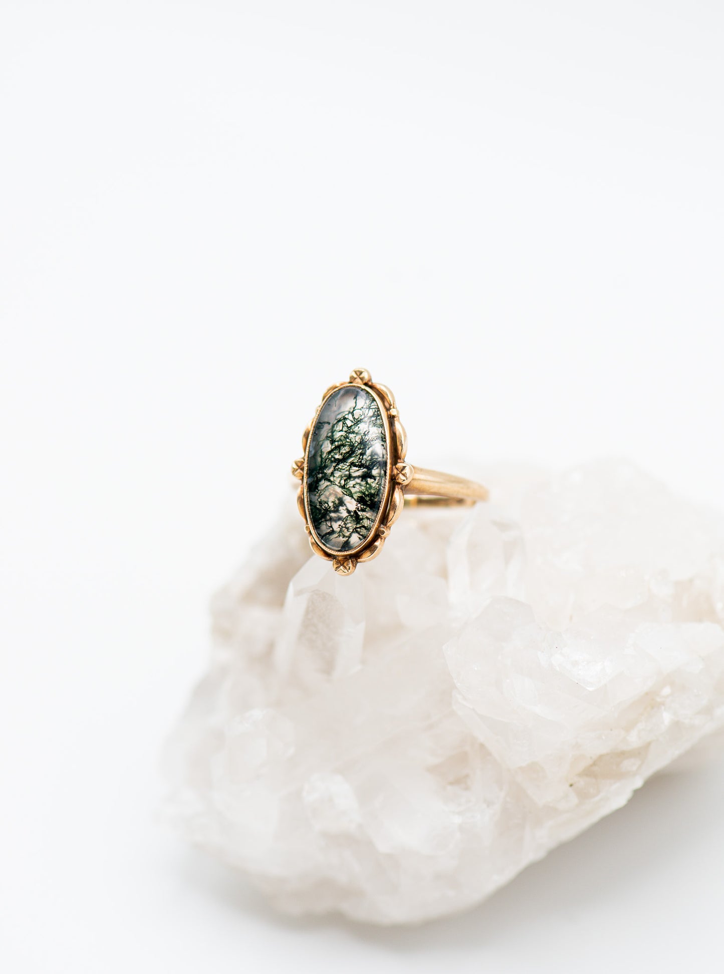 Vintage moss agate ring