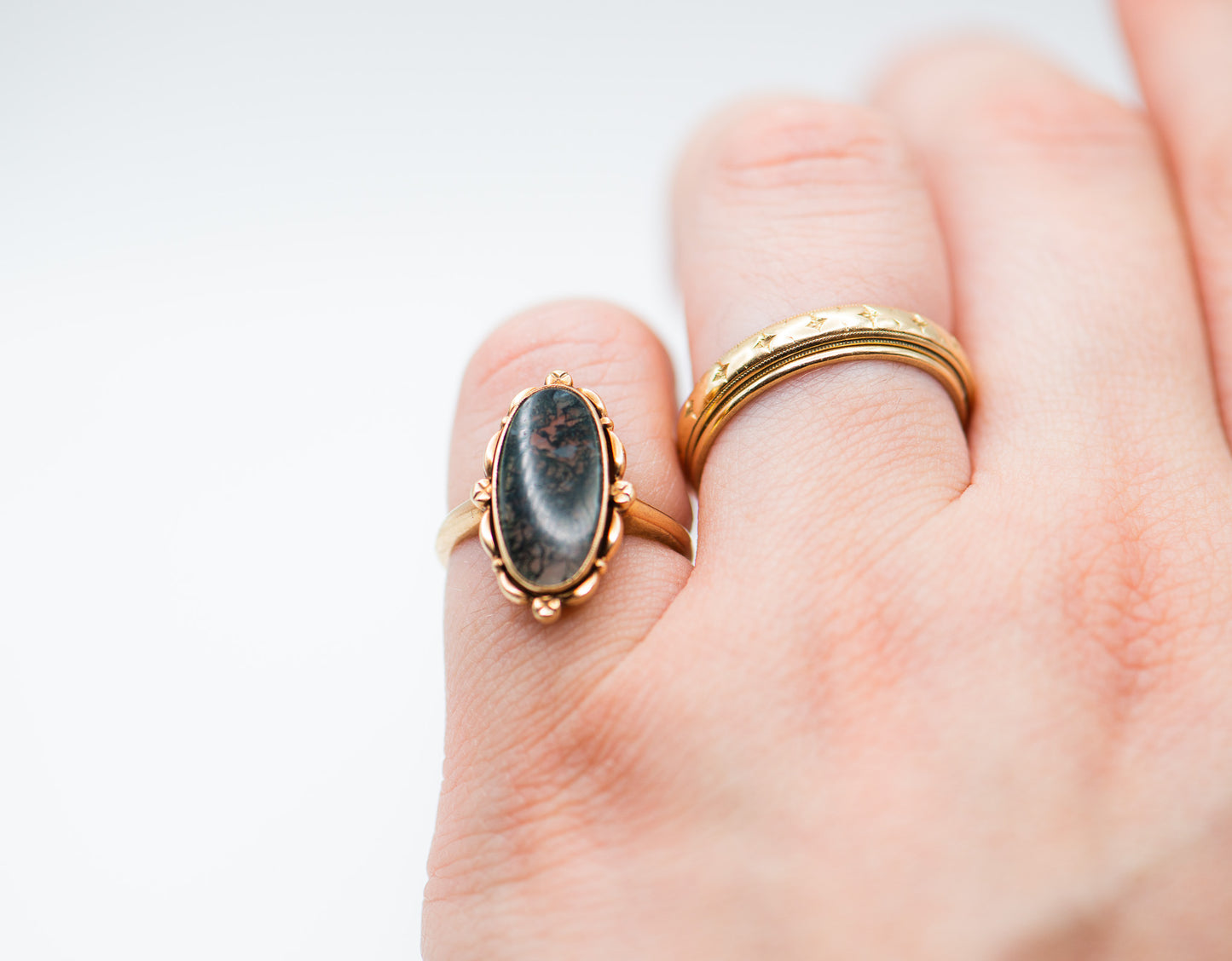 Vintage moss agate ring