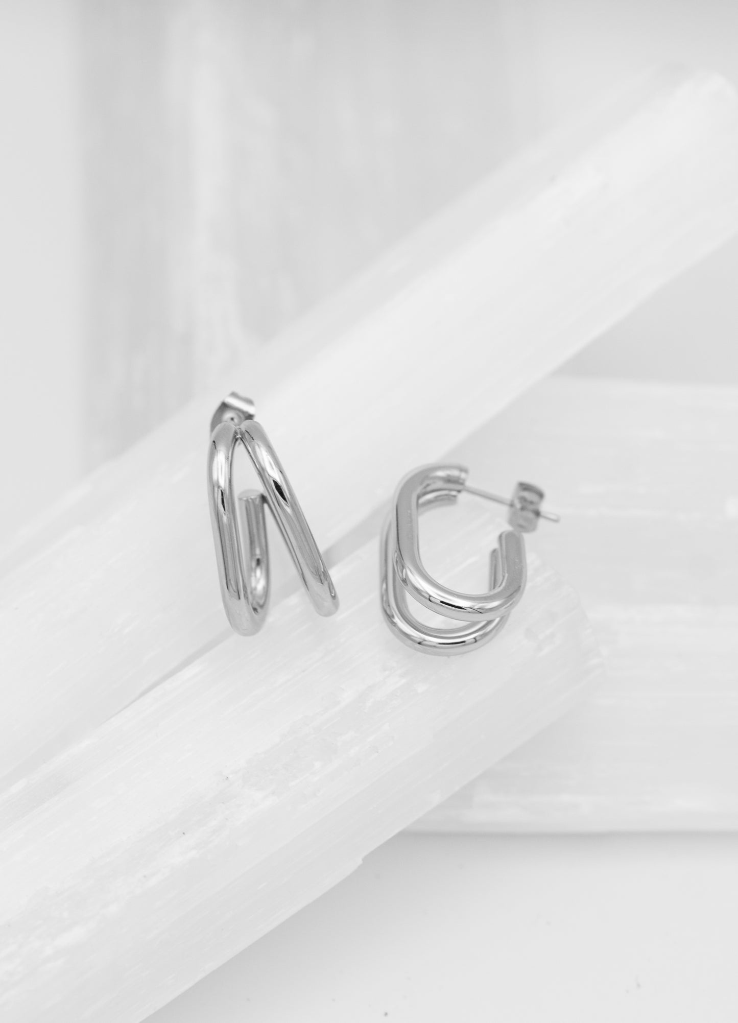 Chelsea Two Tube Hoops