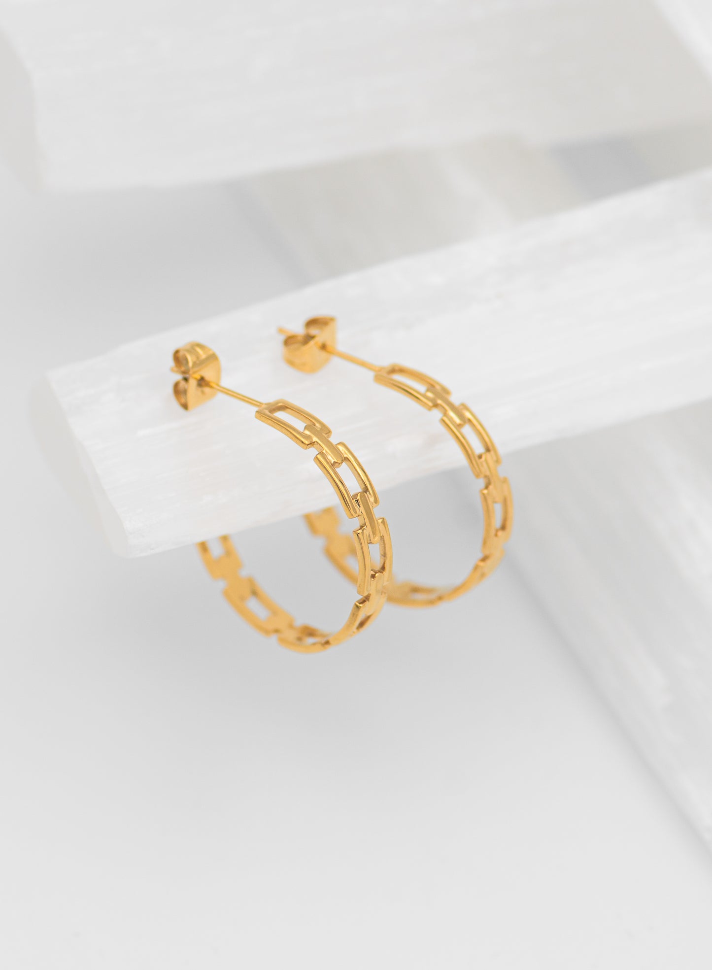 Zoey Chain Link Hoops