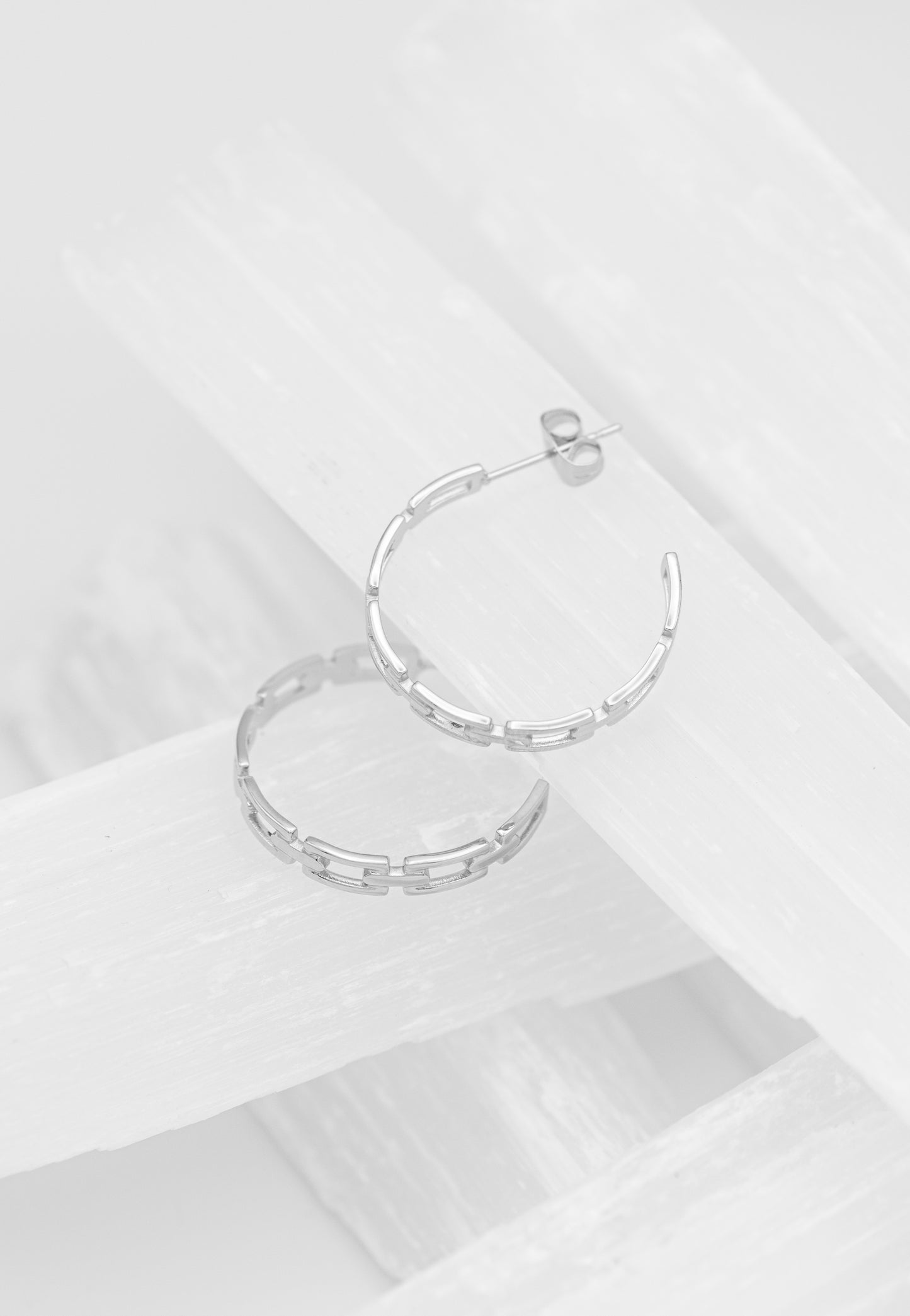 Zoey Chain Link Hoops