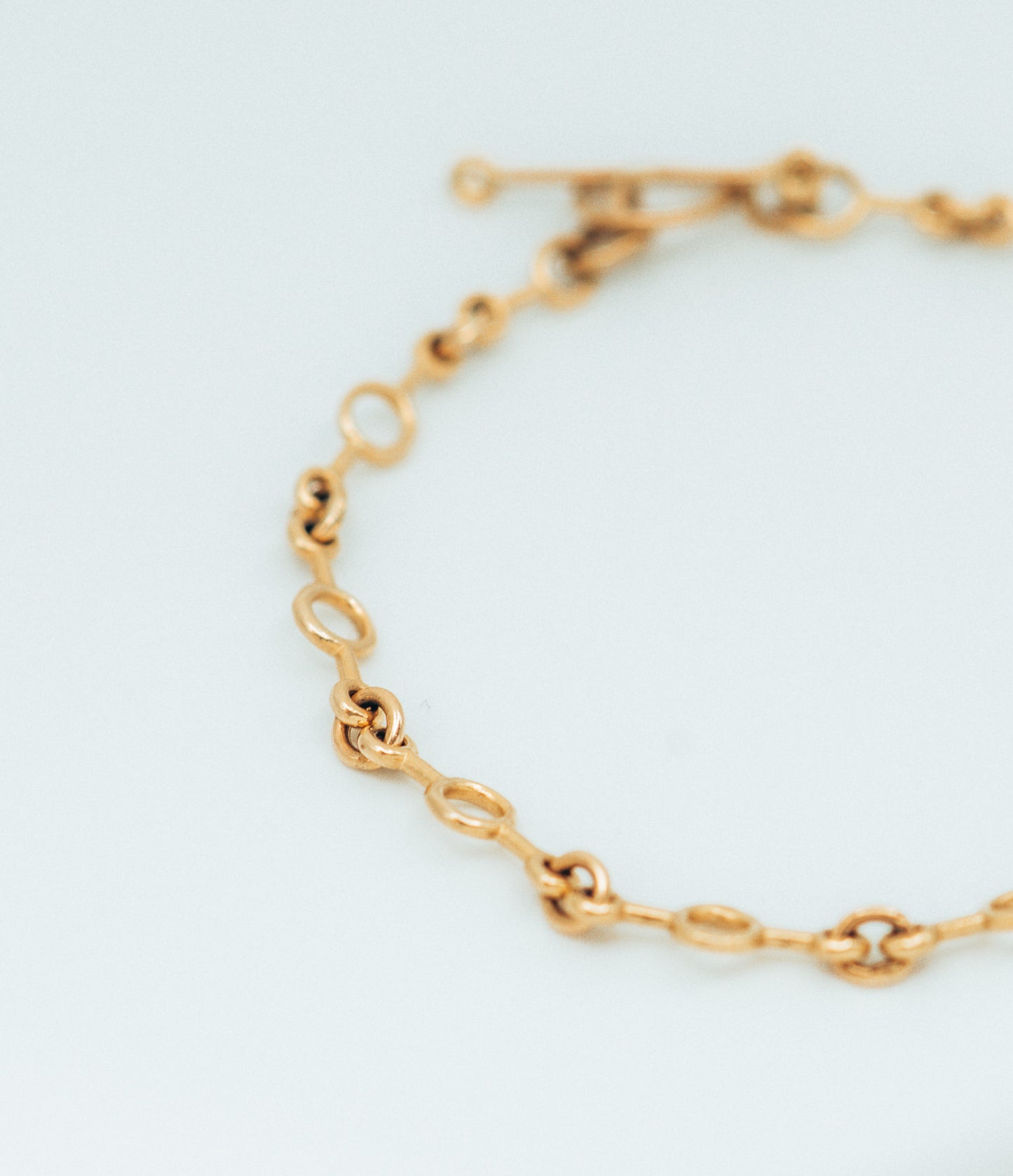 Delicate Unique Link Bracelet