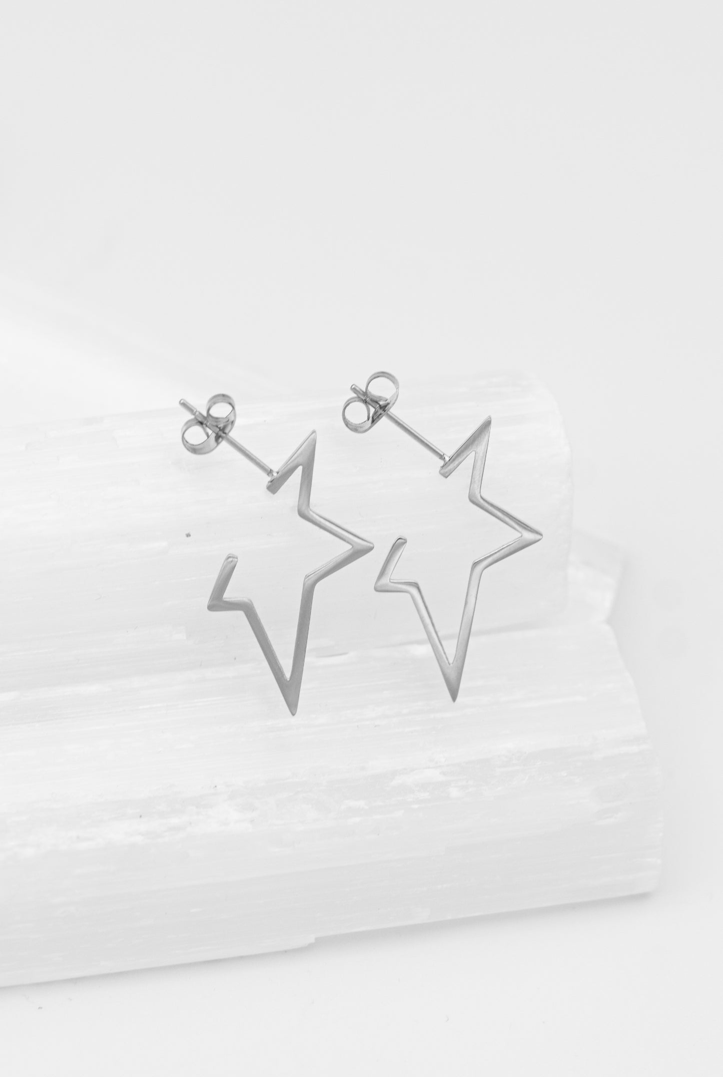 Magnus Star Hoops