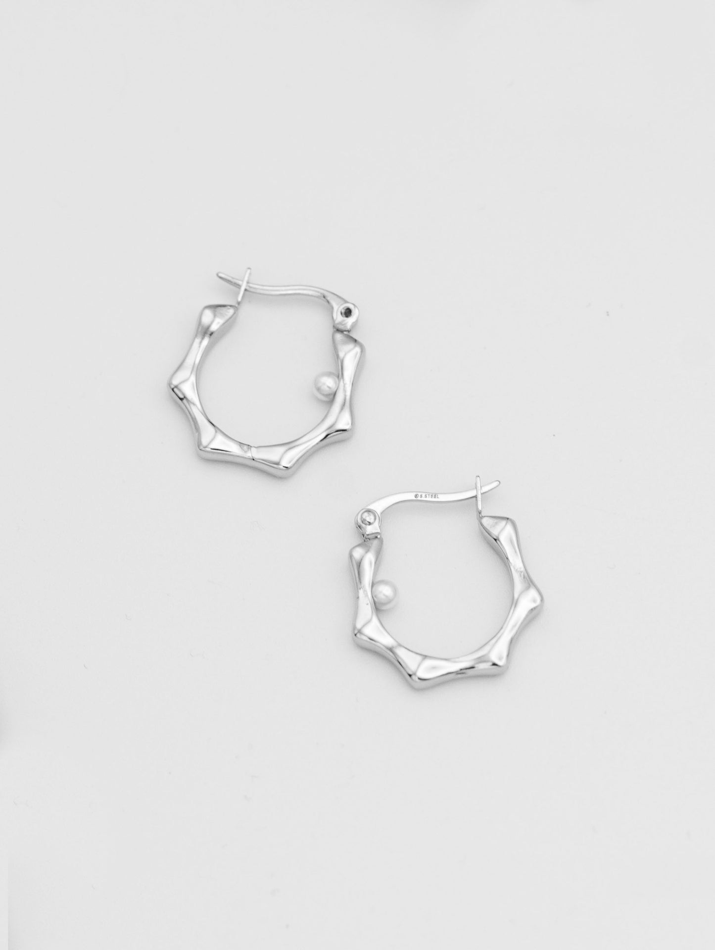 Bella Pearl Hoops
