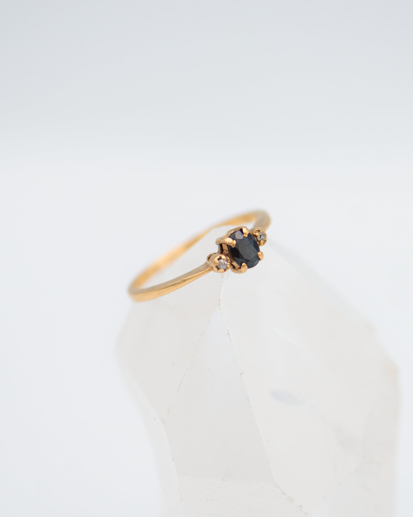 Dainty Dark Blue Ring 0028