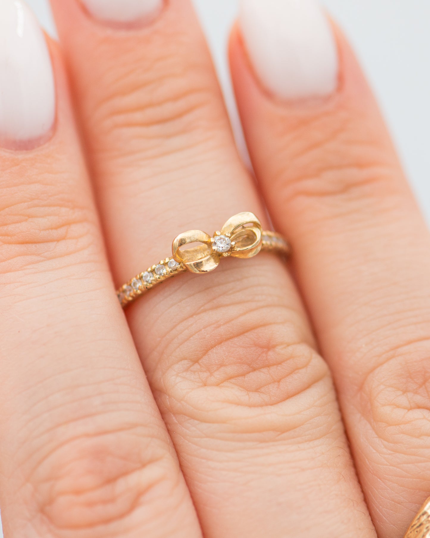 Tiny Bow Ring 0081
