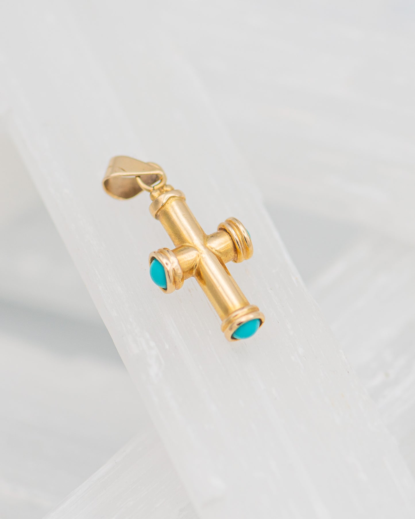 Turquoise Cross 00141