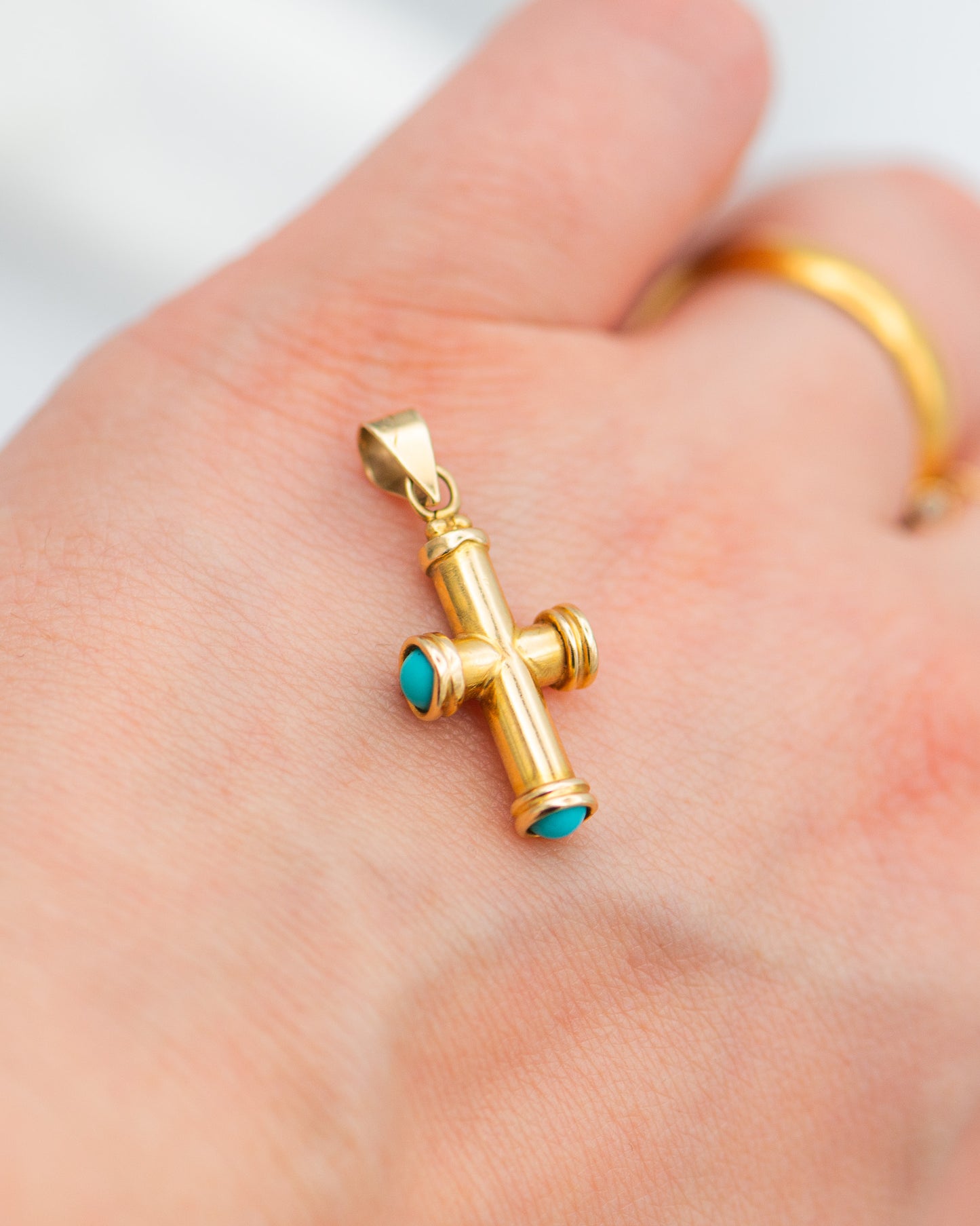 Turquoise Cross 00141