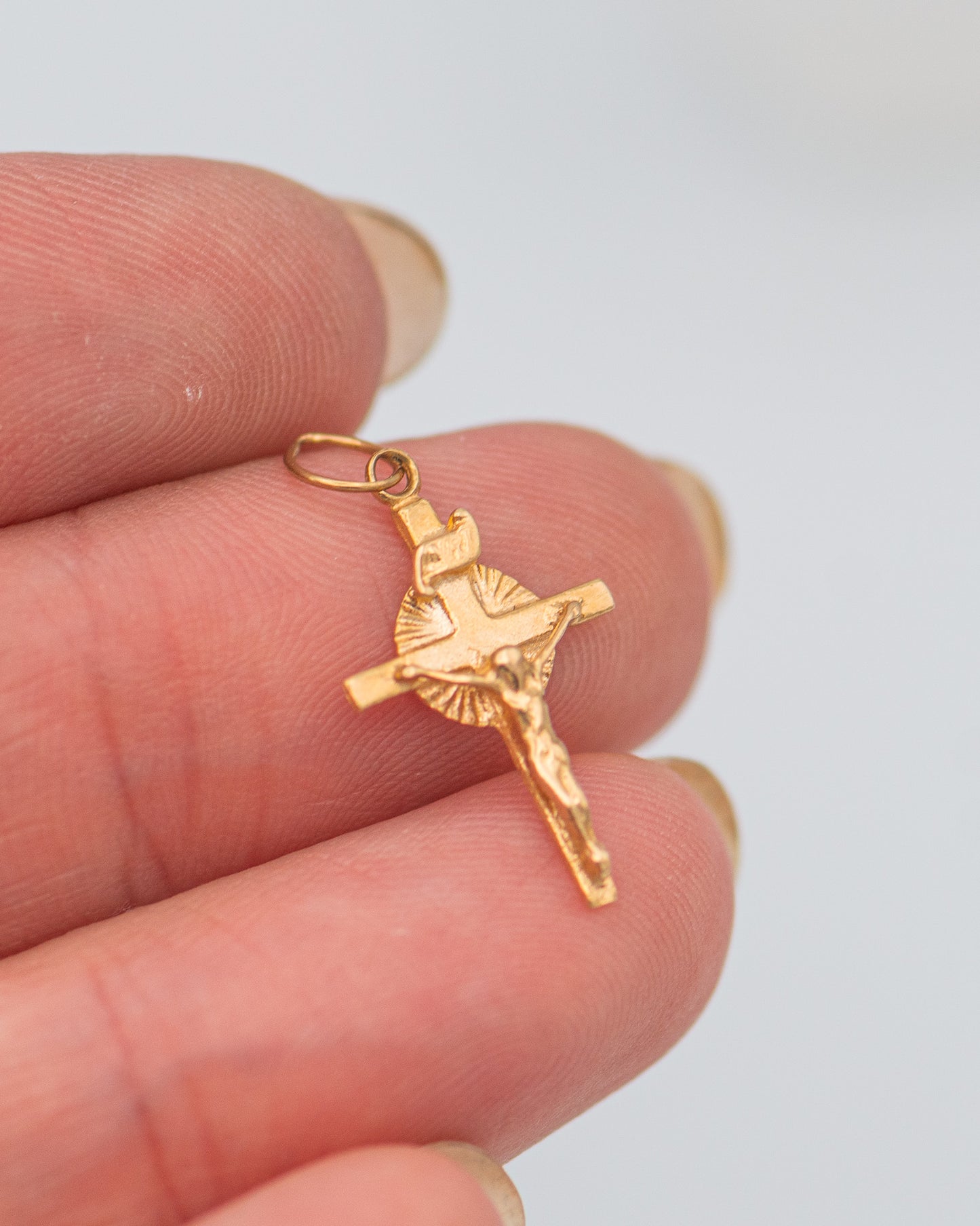 Tiny Crucifix cross 00140