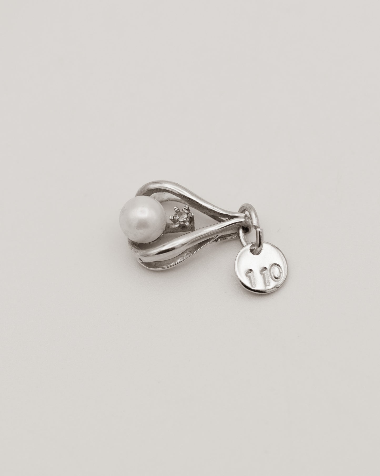 Vintage Pearl Pendant 00110