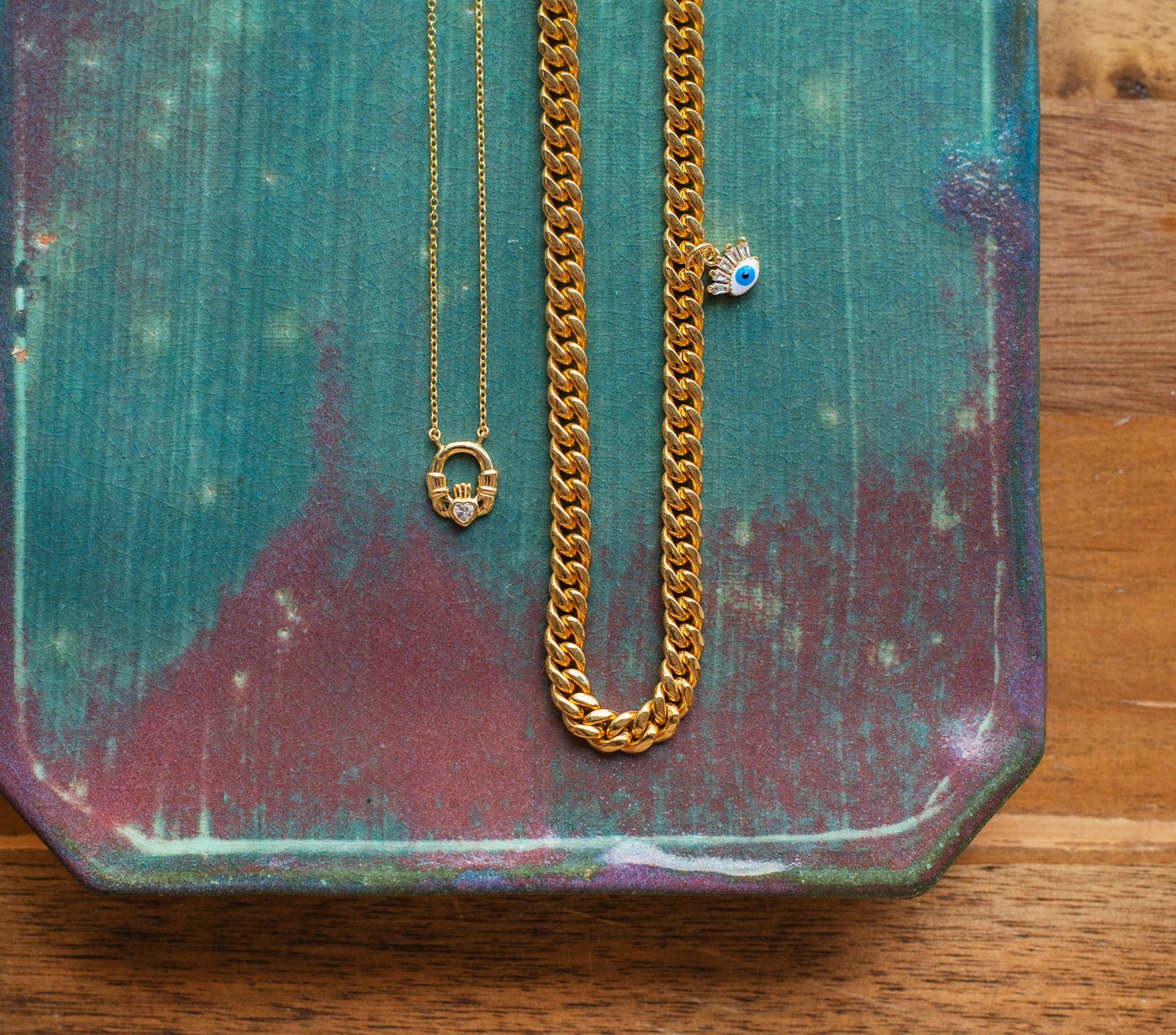 Gold Claddagh Necklace - Mottive.inc