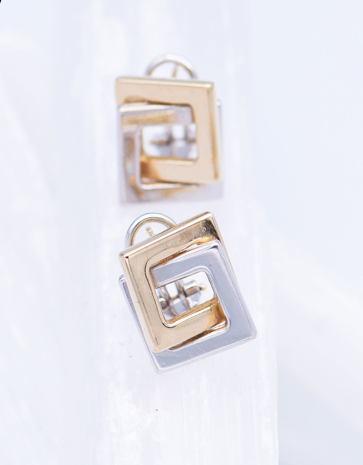 Square earrings