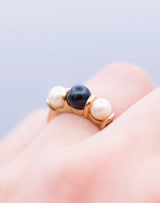 Three Pearls Rings