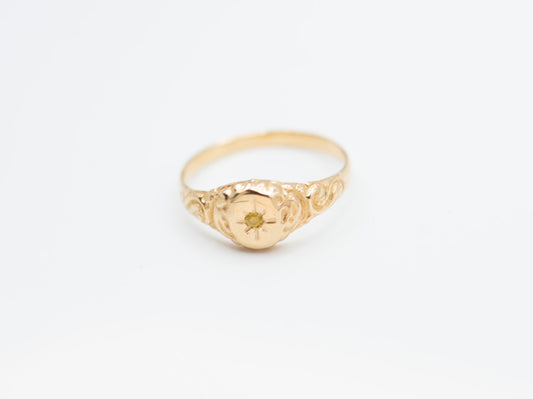 Etoile signet ring