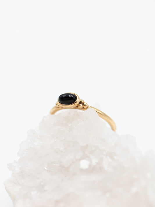 Black onyx dome ring