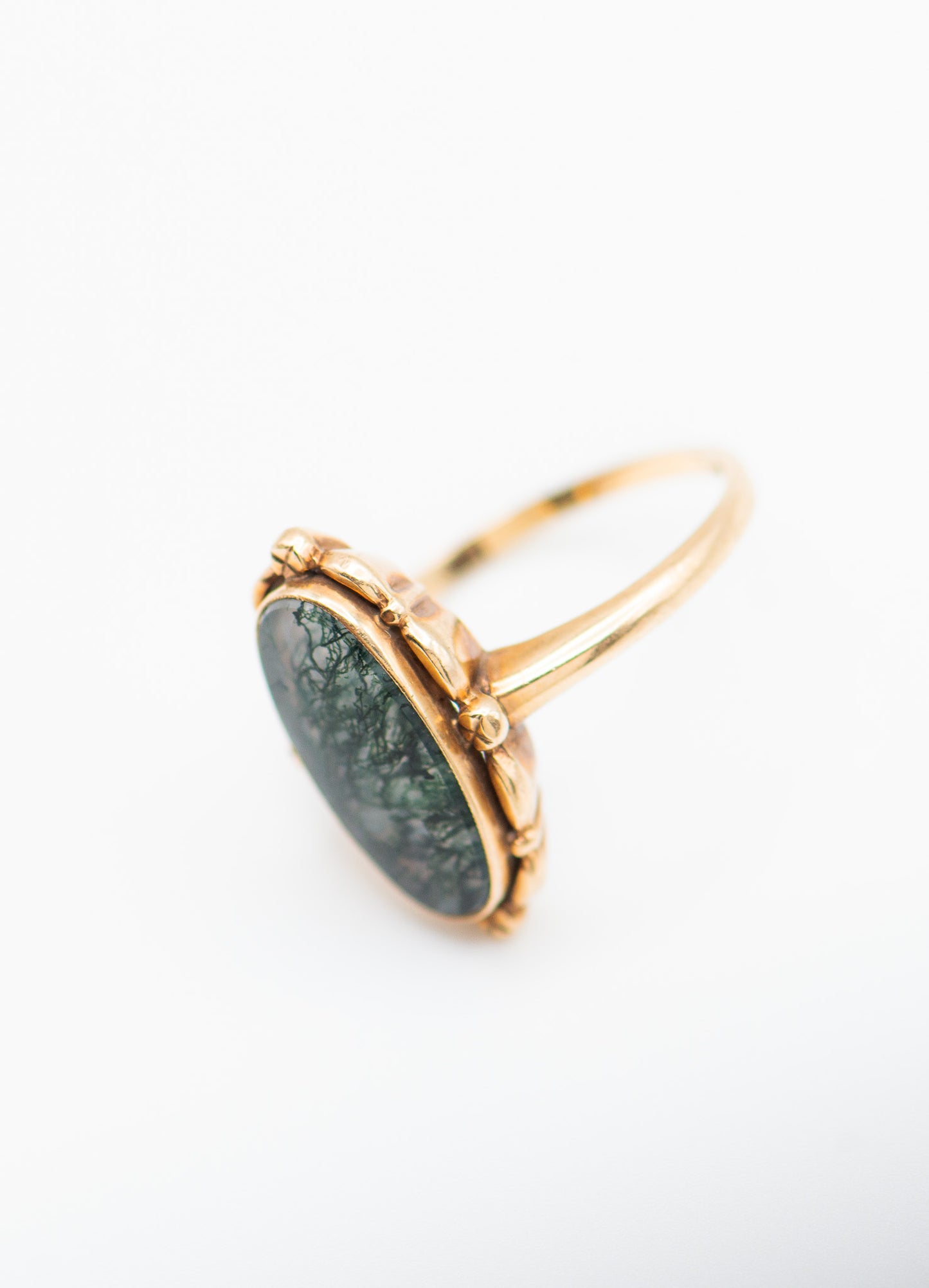 Vintage moss agate ring