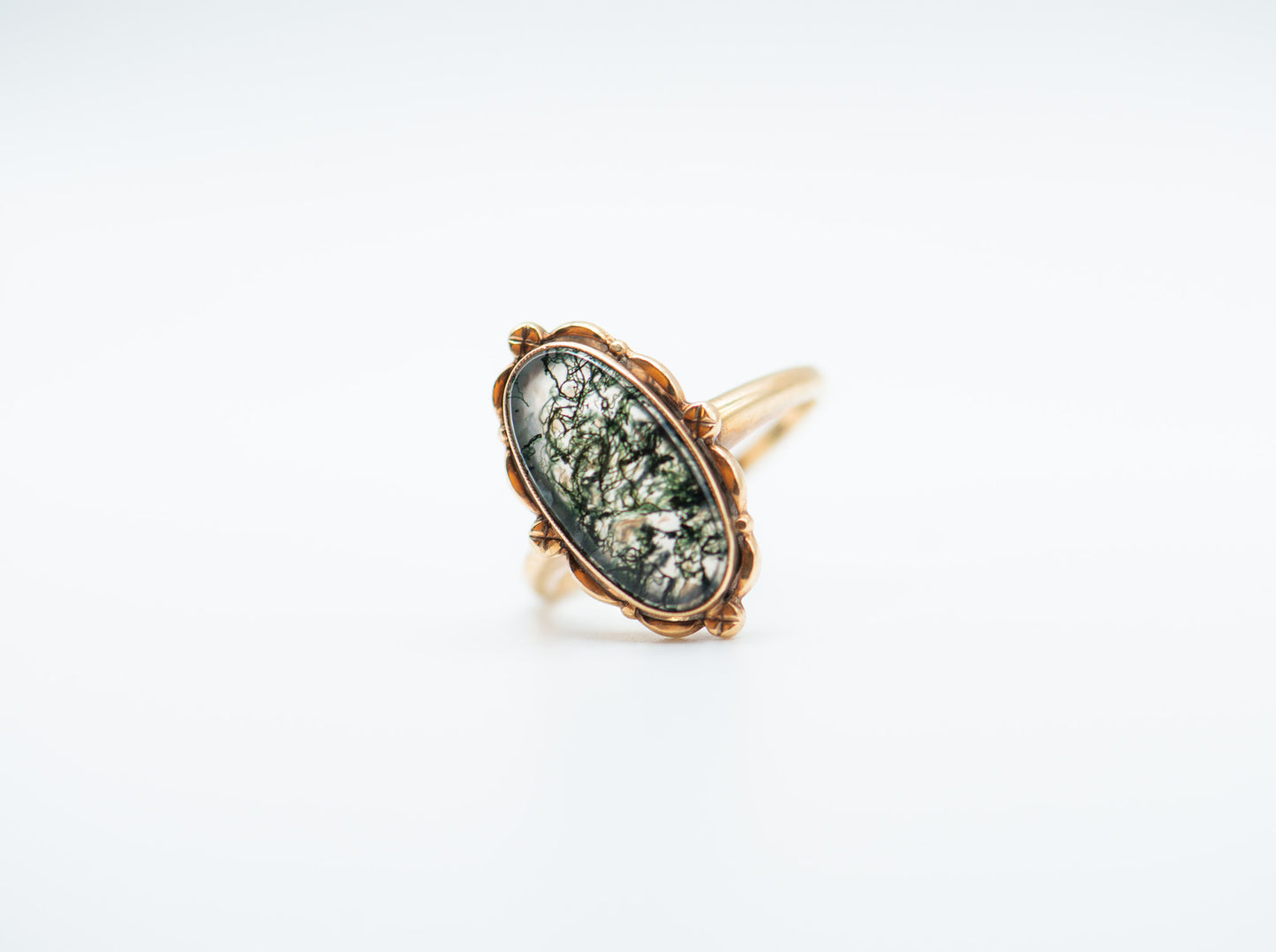 Vintage moss agate ring