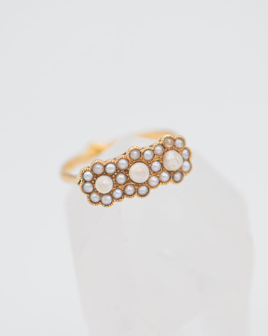 Pearl Flower Ring 0095