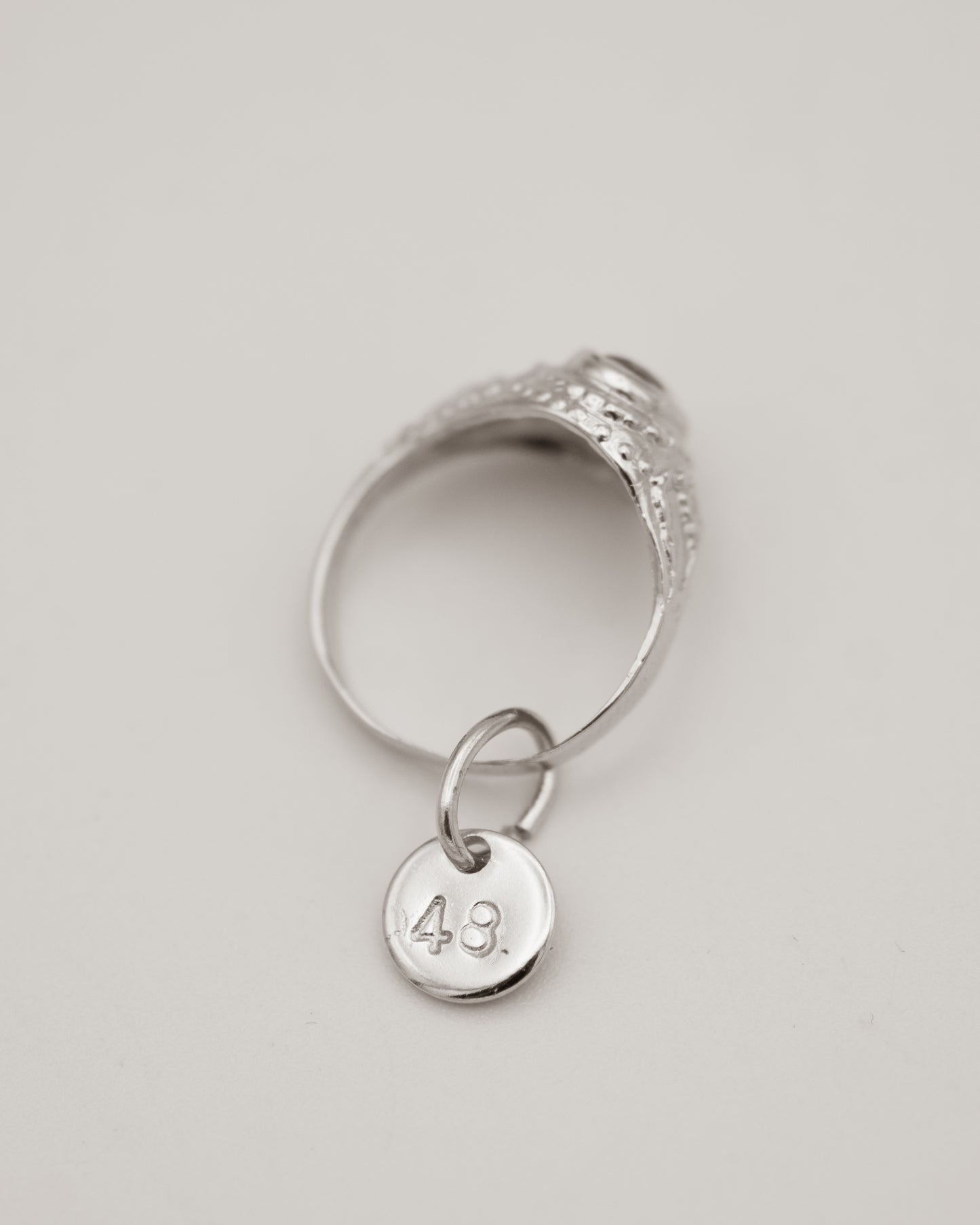 Midi Ring with red stone 0048