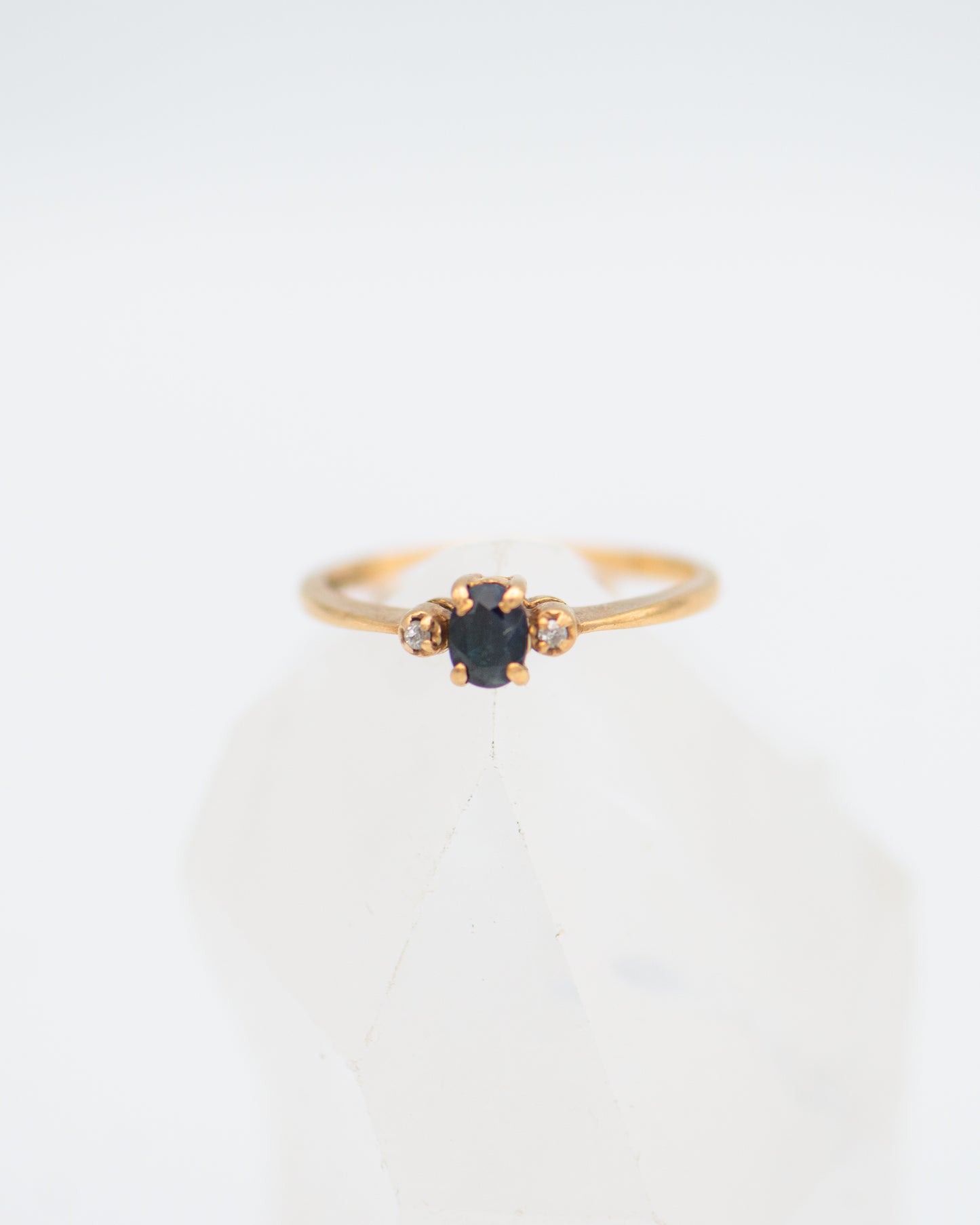Dainty Dark Blue Ring 0028