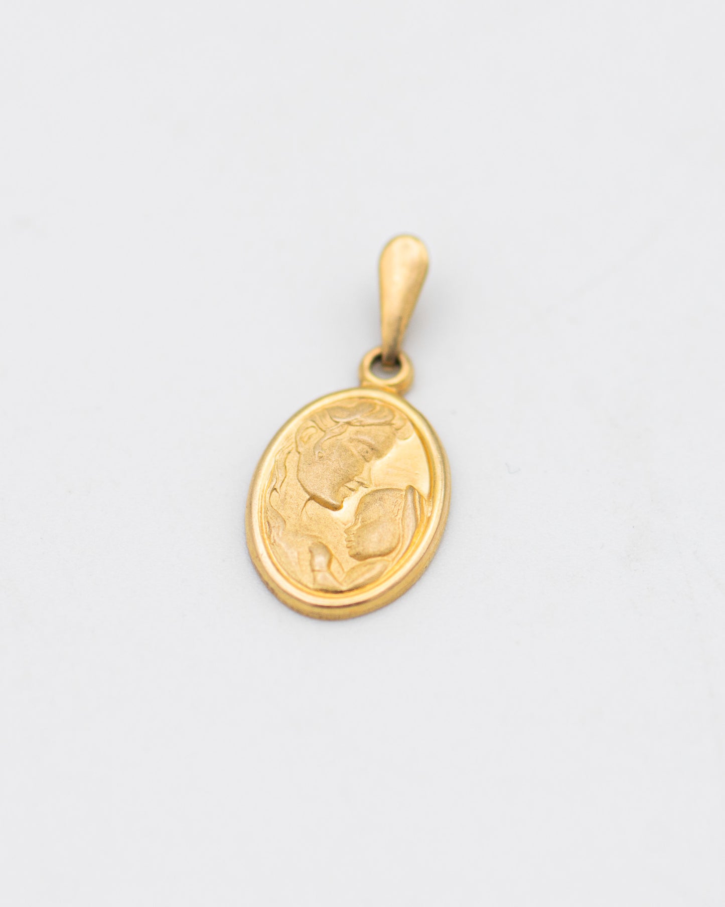 Mother Child Pendant 00150