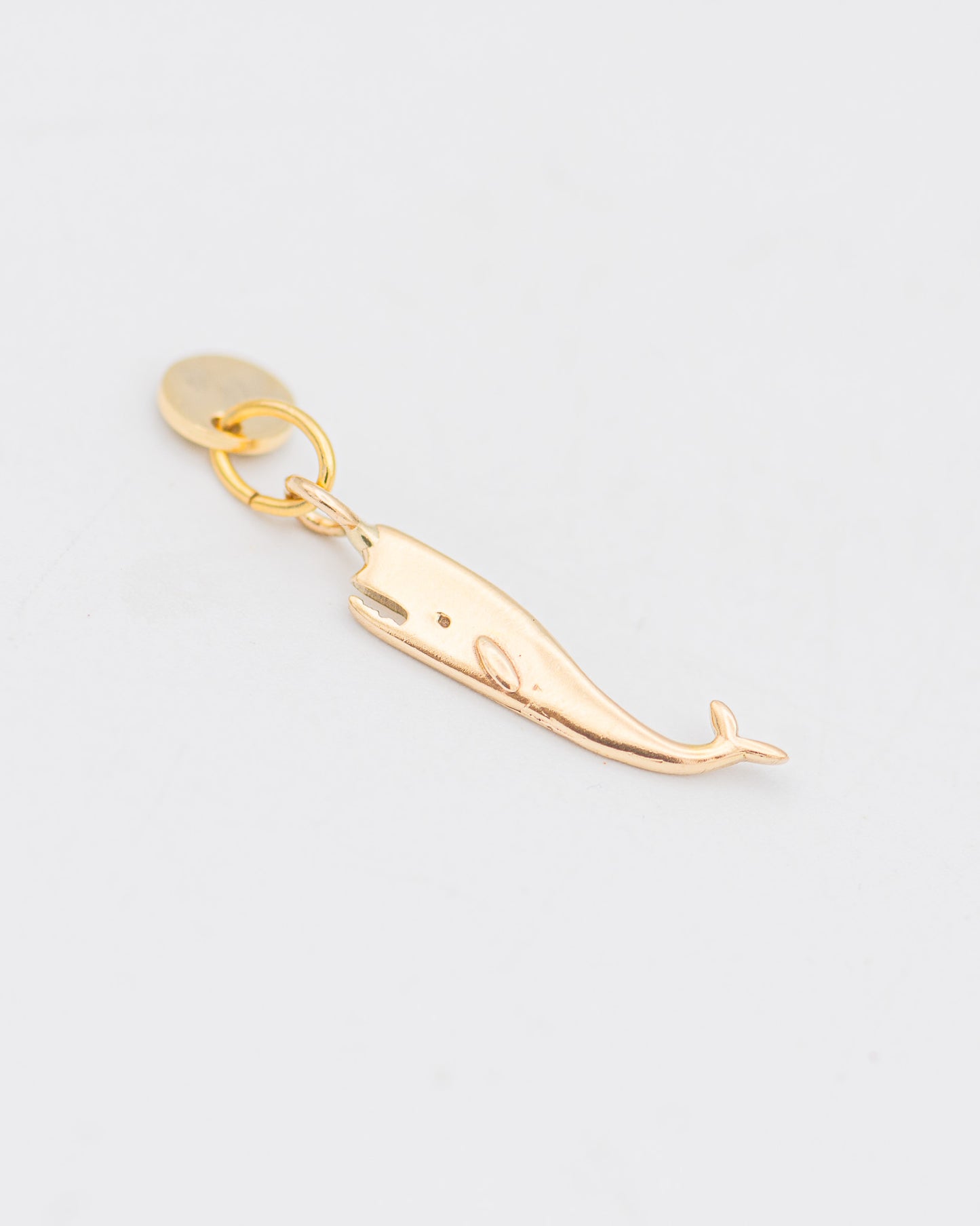 Tiny Whale Pendant 00137