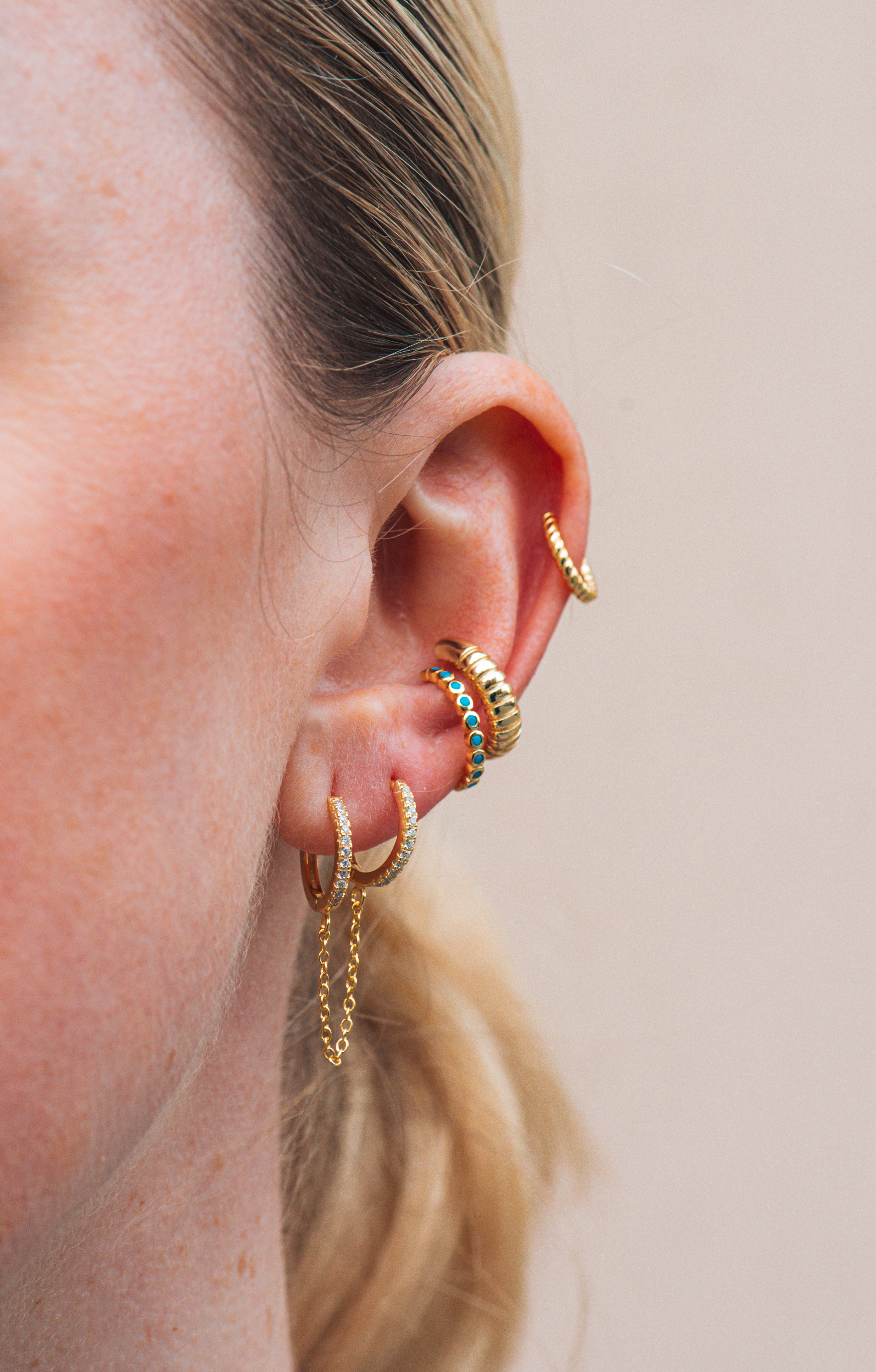 Lex Chain Huggie Earring